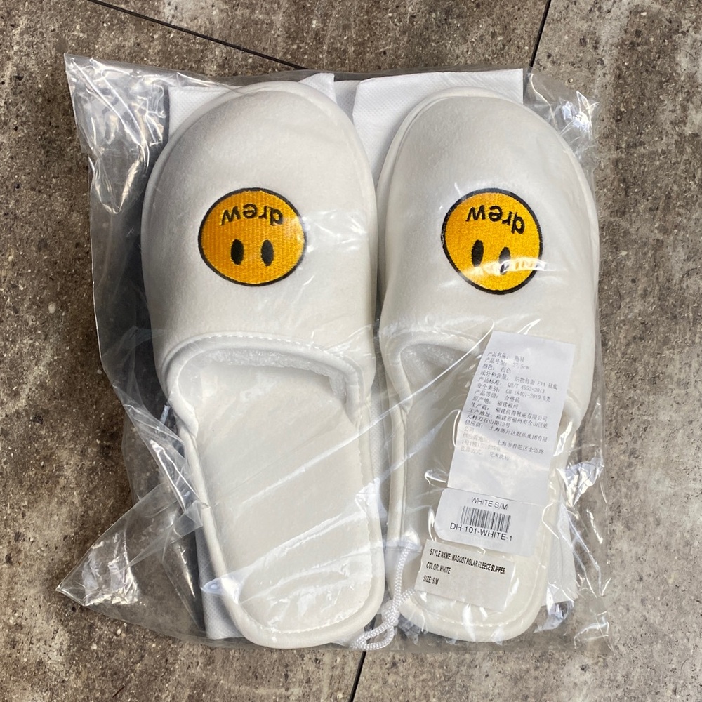 Drew House Mascot Slippers with Storage Bag